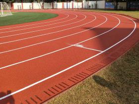 广州奥宏体育介绍学校塑胶跑道材料及适用范围